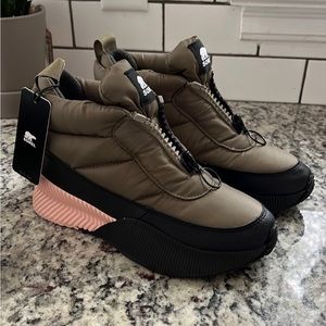 SOREL winter snow insulated waterproof boots booties shoes womens new